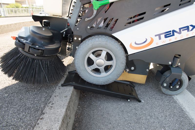 Maxwind - balayeuse éléctrique de voirie - tenax - 5 000 m2/h_4