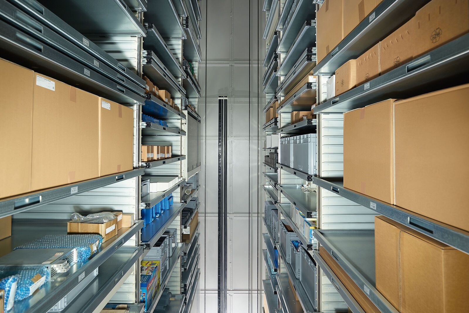 Magasin automatisé MULTI-SPACE® Hänel - Stockeur vertical 3D Lift pour optimisation et stockage dynamique_4