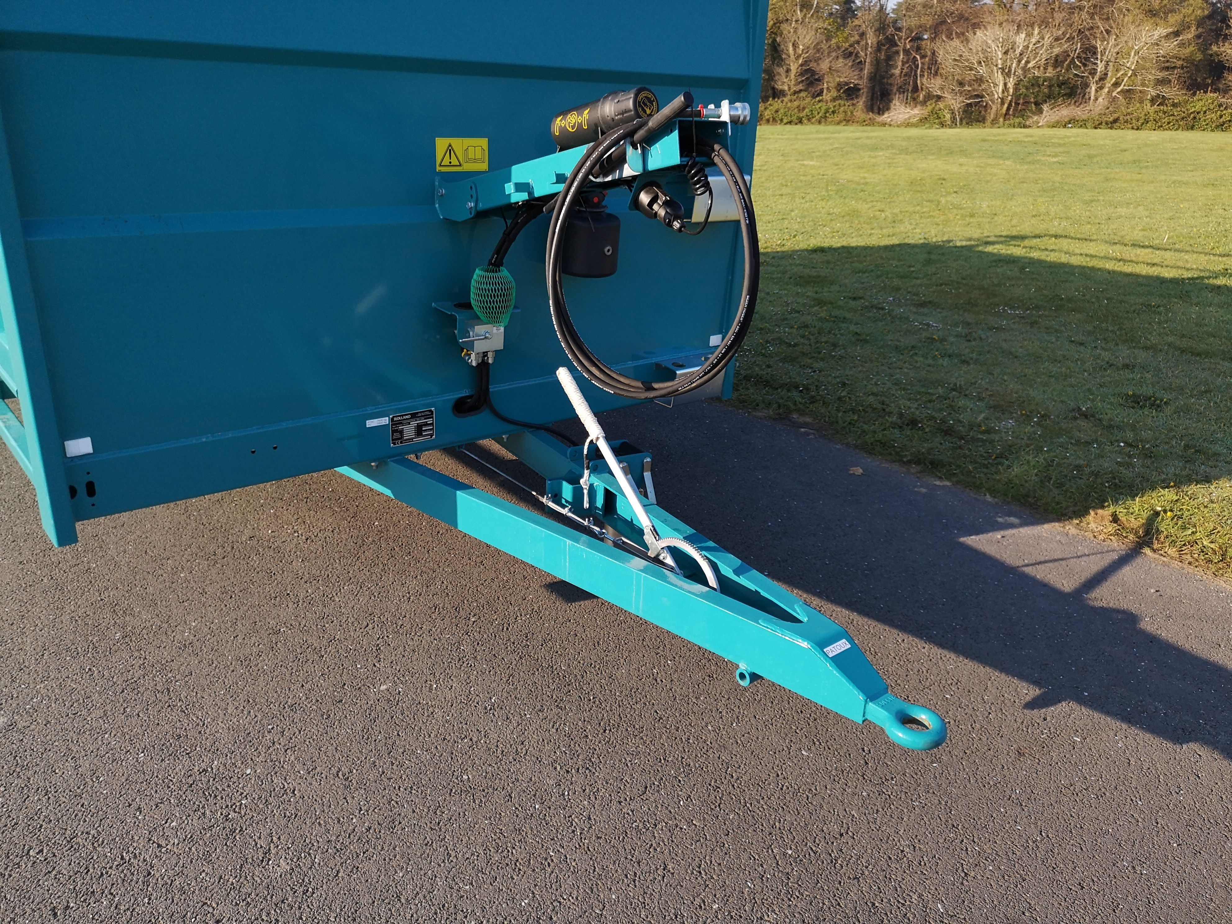 Bétaillère Rollvan avec plain-pied pour faciliter le transport des animaux