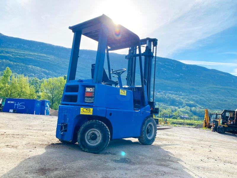 DESTA chariot élévateur  dv20a_4