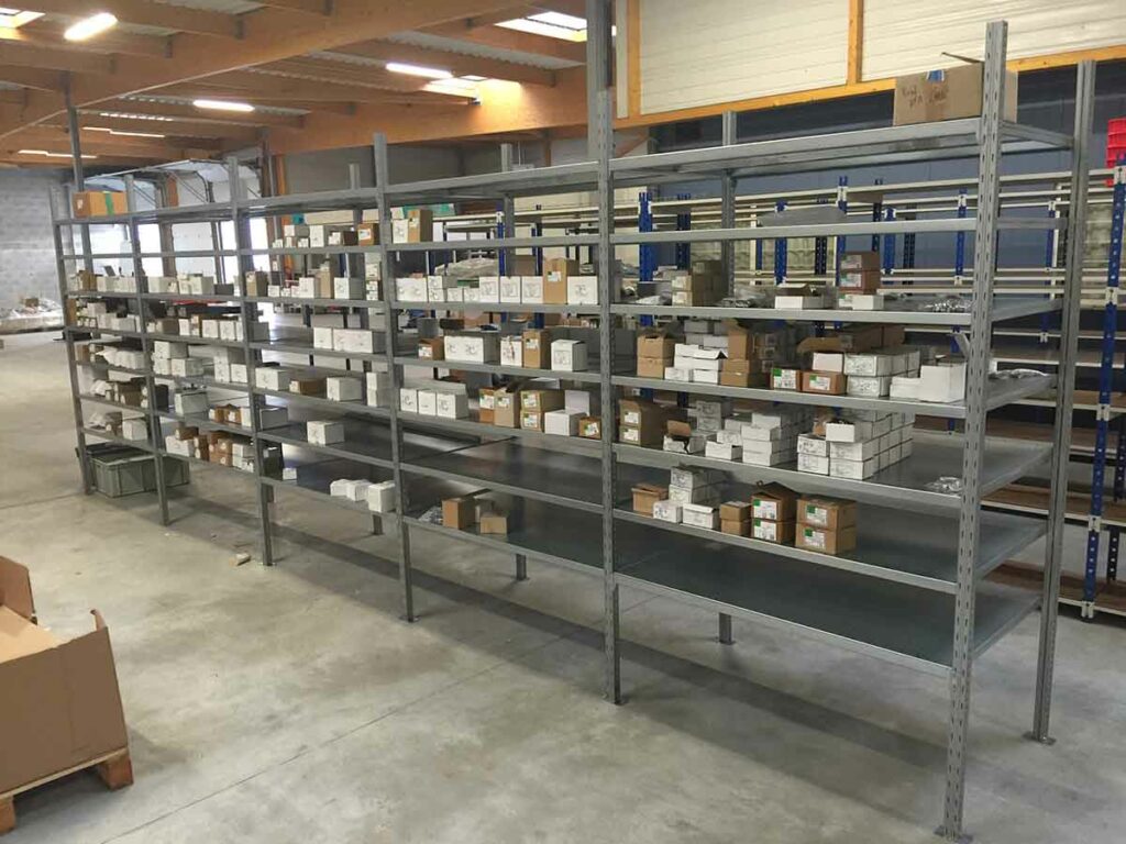 Rayonnage d'atelier solide et modulable adapté aux activités de l'artisanat_4