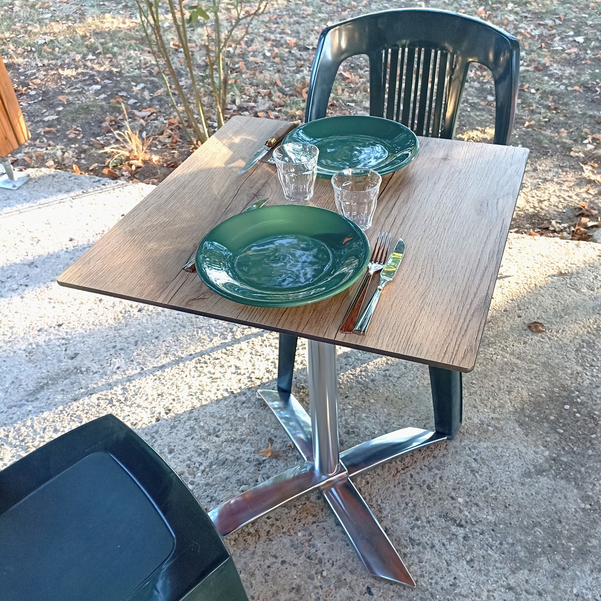 Promotion exceptionnelle: pietement pour table pliable - exterieur / interieur_4