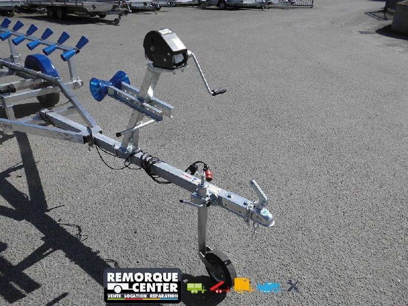 Porte-bateau pneumatique - SW265 - PTAC : 500Kg - 1 essieu - Référence D2413 - Patins_4