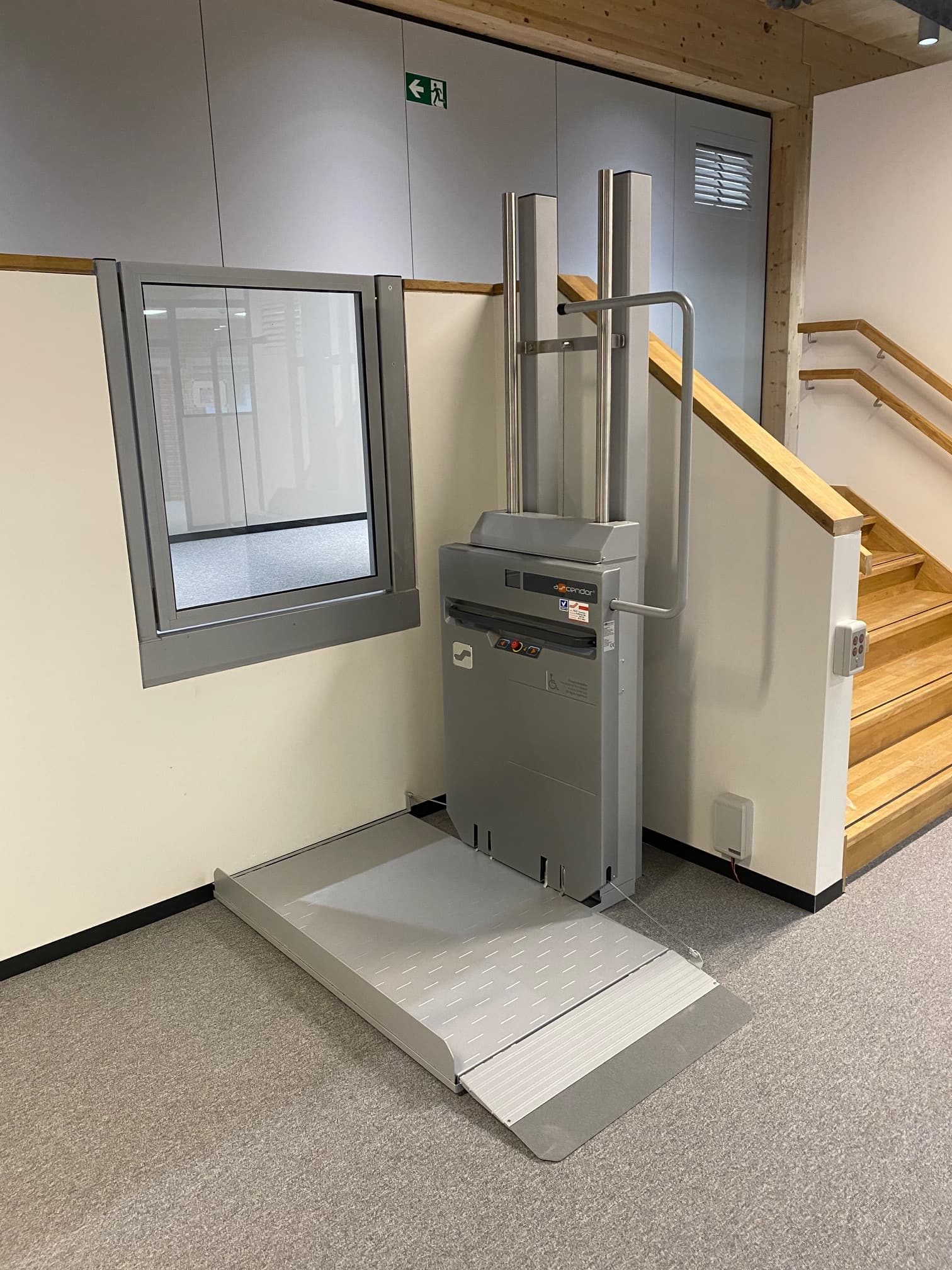 Plateforme élévatrice verticale pliable PLV9 - Hauteur jusqu'à 140cm - Intérieur et extérieur - Bretagne et Nantes_4