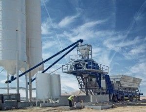 Centrale à béton Euromix 100 avec pesage précis des matériaux