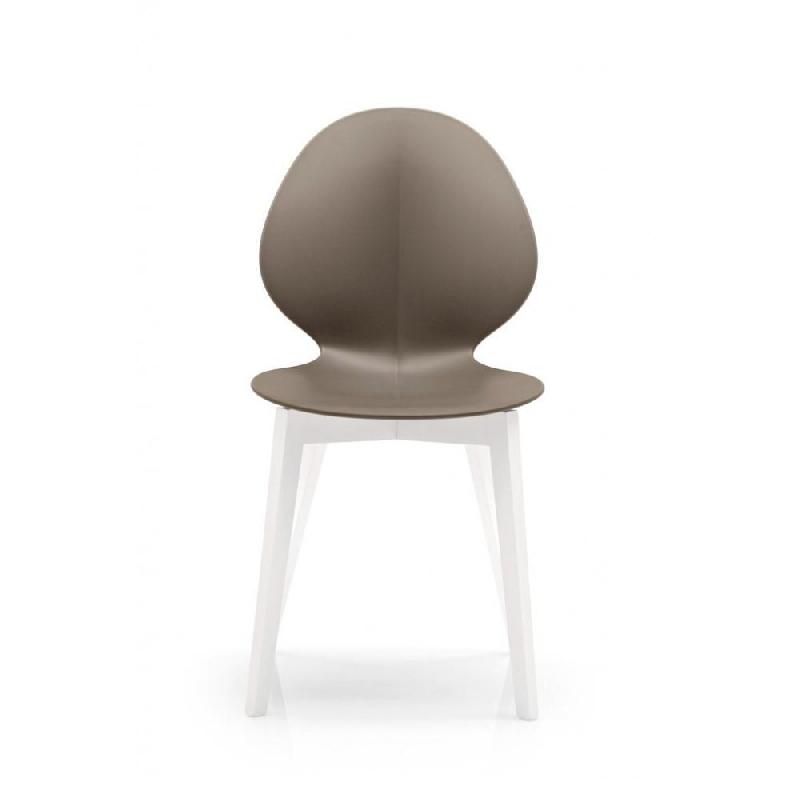 Chaise design Calligaris Basil - plastique recyclable et piétement en bois_4