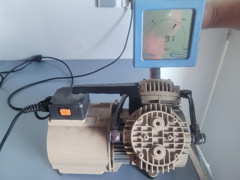 Pompe à vide à membrane KNF N035.1.2AN.18_4