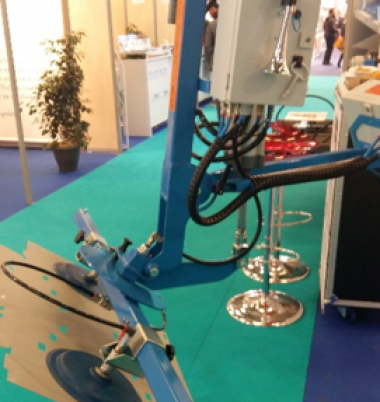 Palonniers à ventouses spécifiques en métal sur cahier des charges - Modèles sur mesure_4