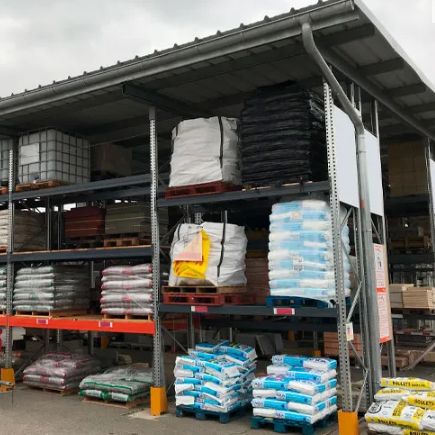 Bâtiment de stockage à structure autoportante pour vos besoins d'entreposage et de  rayonnage_5