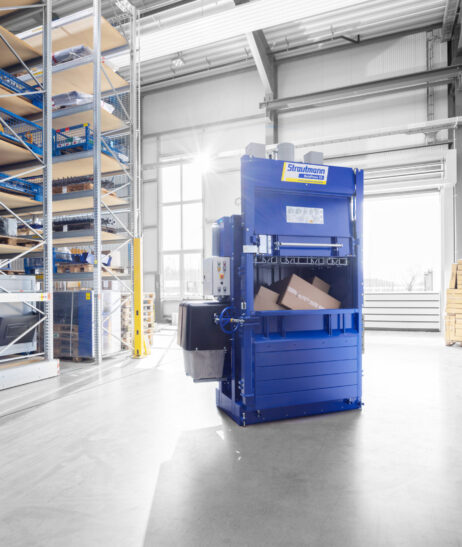 Presse à balle avec une force de compression de 53 tonnes et un poids de balle de 400 kilogrammes - BalePress 53_4