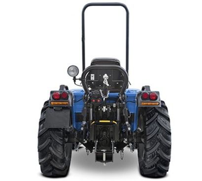 Tracteur agricole Invictus K600 RS avec cabine confortable et climatisée