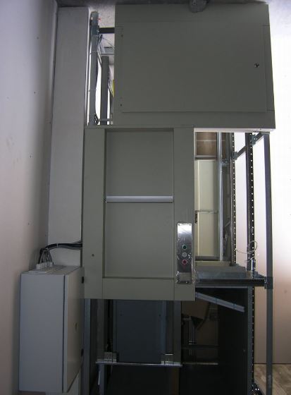 Monte plat pour les petites charges jusqu'à 100 kg idéal pour les restaurants, les hôtels ou les pharmacies_4