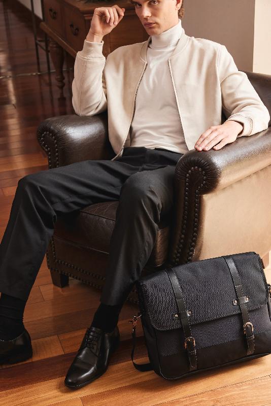 Sac business messager Kialma par K-loop - Réf: KI5403 - polyester recyclé avec compartiment rembourré pour ordinateur et traçabilité blockchain_4