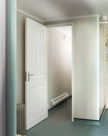 Container vestiaire, douche et sanitaire pour clubs, stades, gymnases ou salles multisports : une solution rapide, fonctionnelle et sur mesure_4