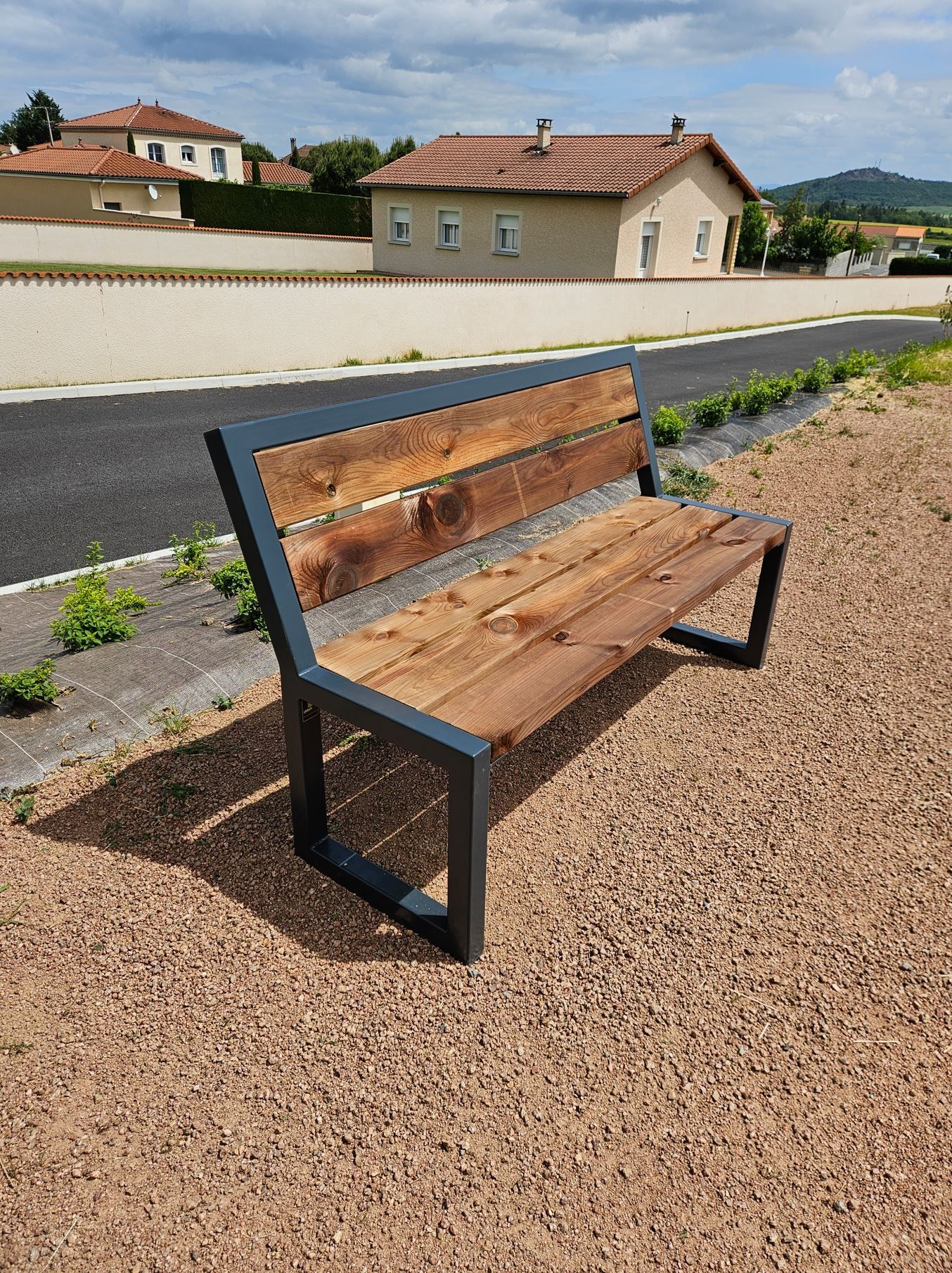 Banc public Miami Wood - Style Art Déco 1910 - Design acier et bois, confortable et durable_4