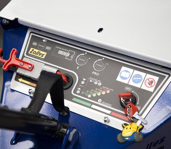 M5 - tracteur logistique - zallys - capacité de charge 3000 kg_4