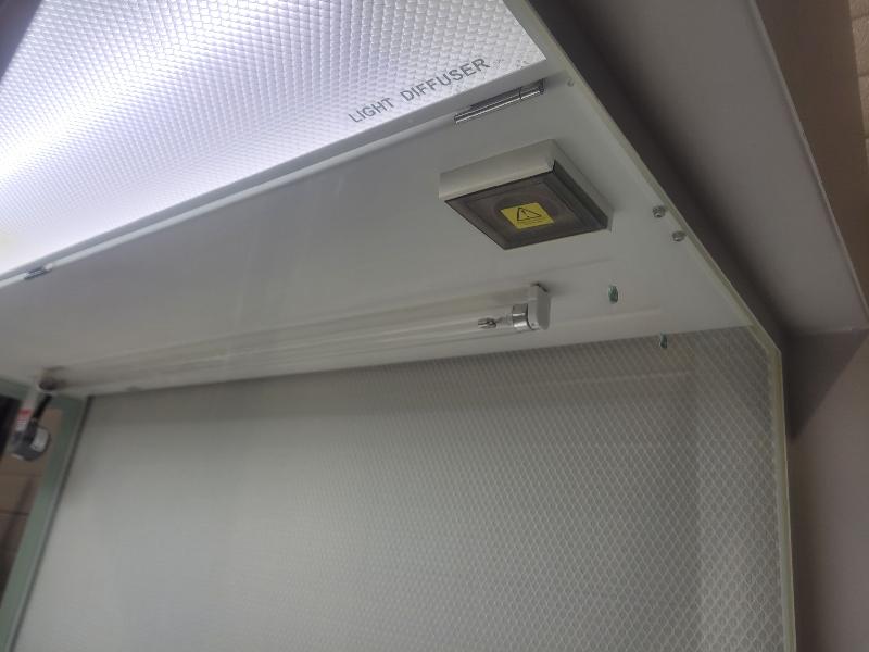 Hotte à flux laminaire horizontal Airstream LHG-4AG-F8  Largeur : 1200 mm_4