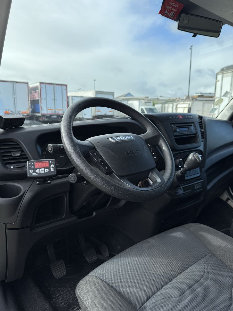 Voiture frigorifique 695FR140 - Iveco Daily 35C14_4
