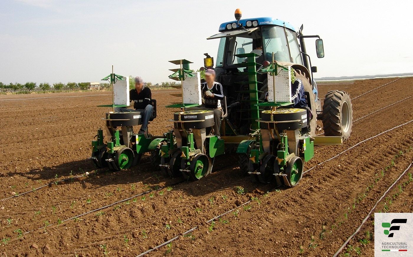 Planteuse Duplex - Fedelemario - distance entre rangs 35 cm - semiautomatique avec distributeur rotatif 24 godets_4