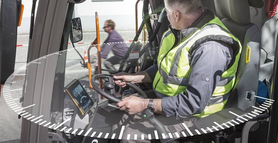 EWR170E PELLES HYDRAULIQUES MOYENNES SUR PNEUS VOLVO  17 950 - 19 200 KG / 115 KW_4