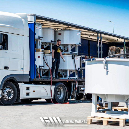 Mélangeur autonome électrique pour usage polyvalent