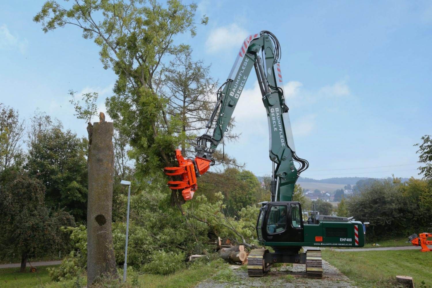Grappin coupeur forestier Woodcracker CS - diamètre de coupe 580 à 750 mm - ouverture 1430 à 1600 mm - acier Hardox ultra-robuste_4