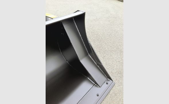 Godet à haut déversement Riman - reprise de matériaux : sable, gravier, terre, sel - 14 capacités de 442 à 806 L_4