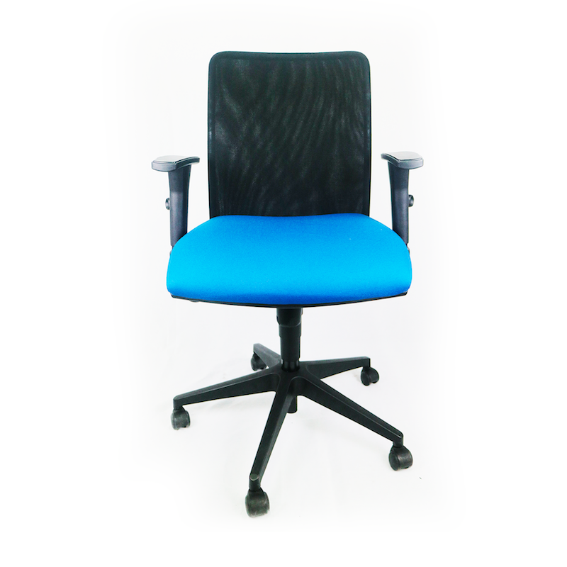 Fauteuil de bureau ergonomique coloré d'occasion - dossier résille noire - mécanisme basculant centré - cambrure lombaire marquée_4