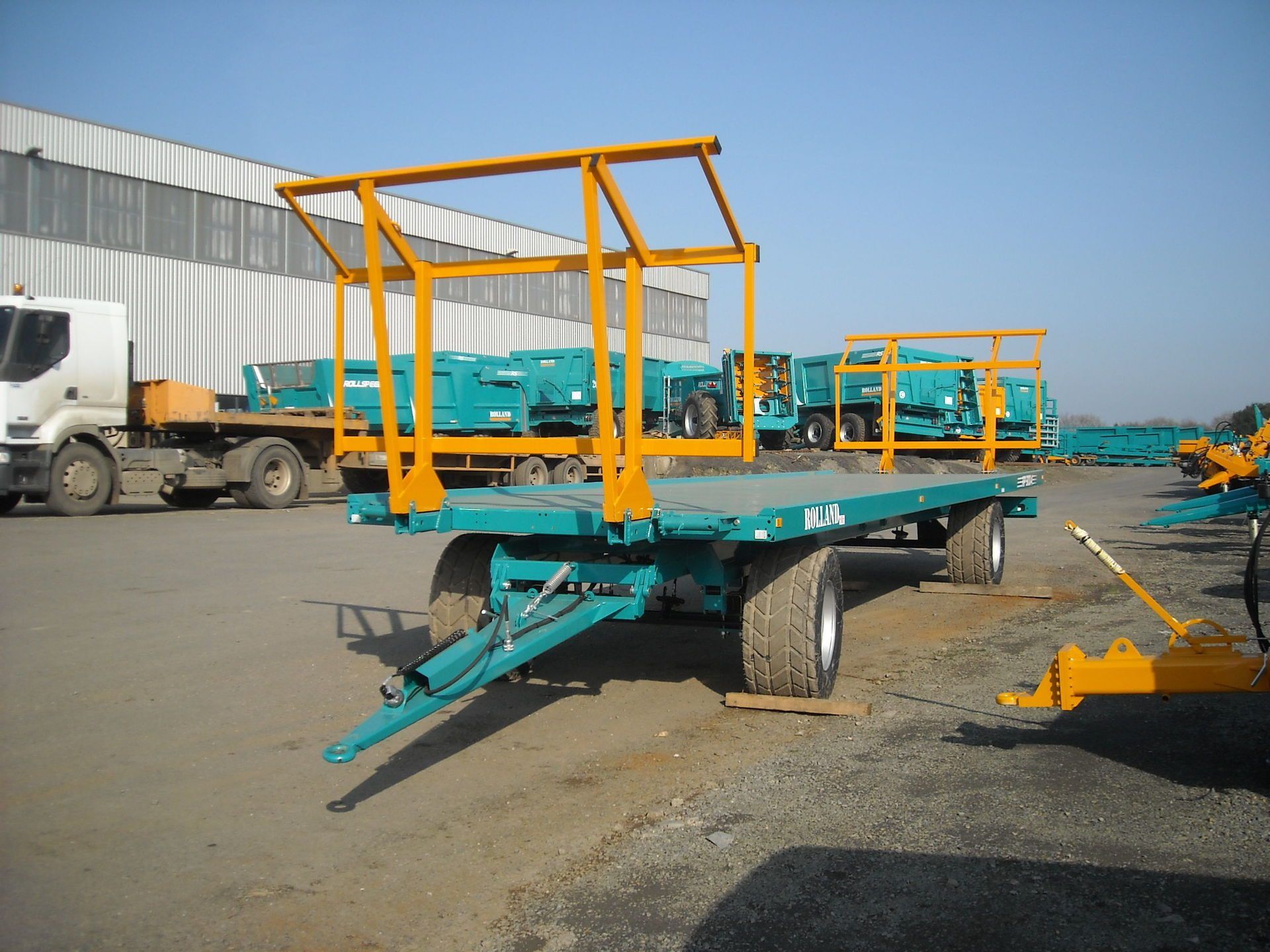 Remorque Golpais avec plusieurs choix de fourragères