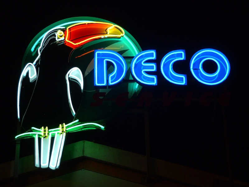 Panneau d'enseigne néon sur mesure, conçue avec tubes soufflés et formés au visuel recherché - OUEST ENSEIGNES_4