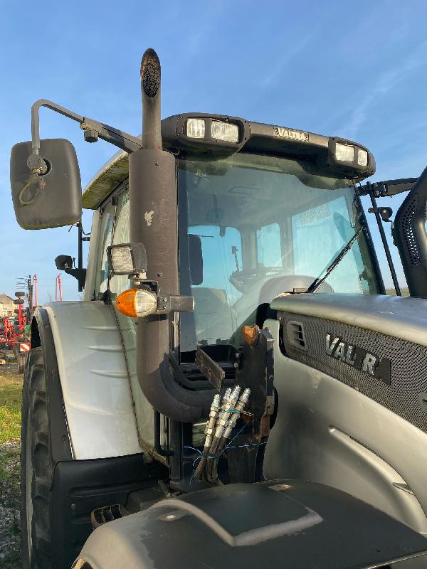 Tracteur agricole Valtra N142 Direct - 140 ch - 2011 - 4 roues motrices - 4 343 h_4