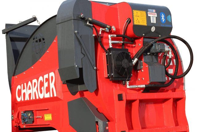 Pailleuse agricole TX27XL Charger - Euromark - Capacité 2.1m³ - Commande Bluetooth BlueControl_4