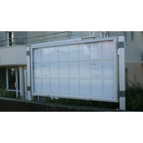 Vitrines extérieures sur pied - aluminium ou thermolaqué - plexi choc ou verre sécurit - éclairage LED ou fluo_4