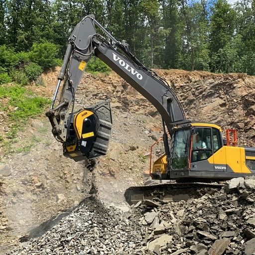 Godet concasseur polyvalent pour travaux routiers