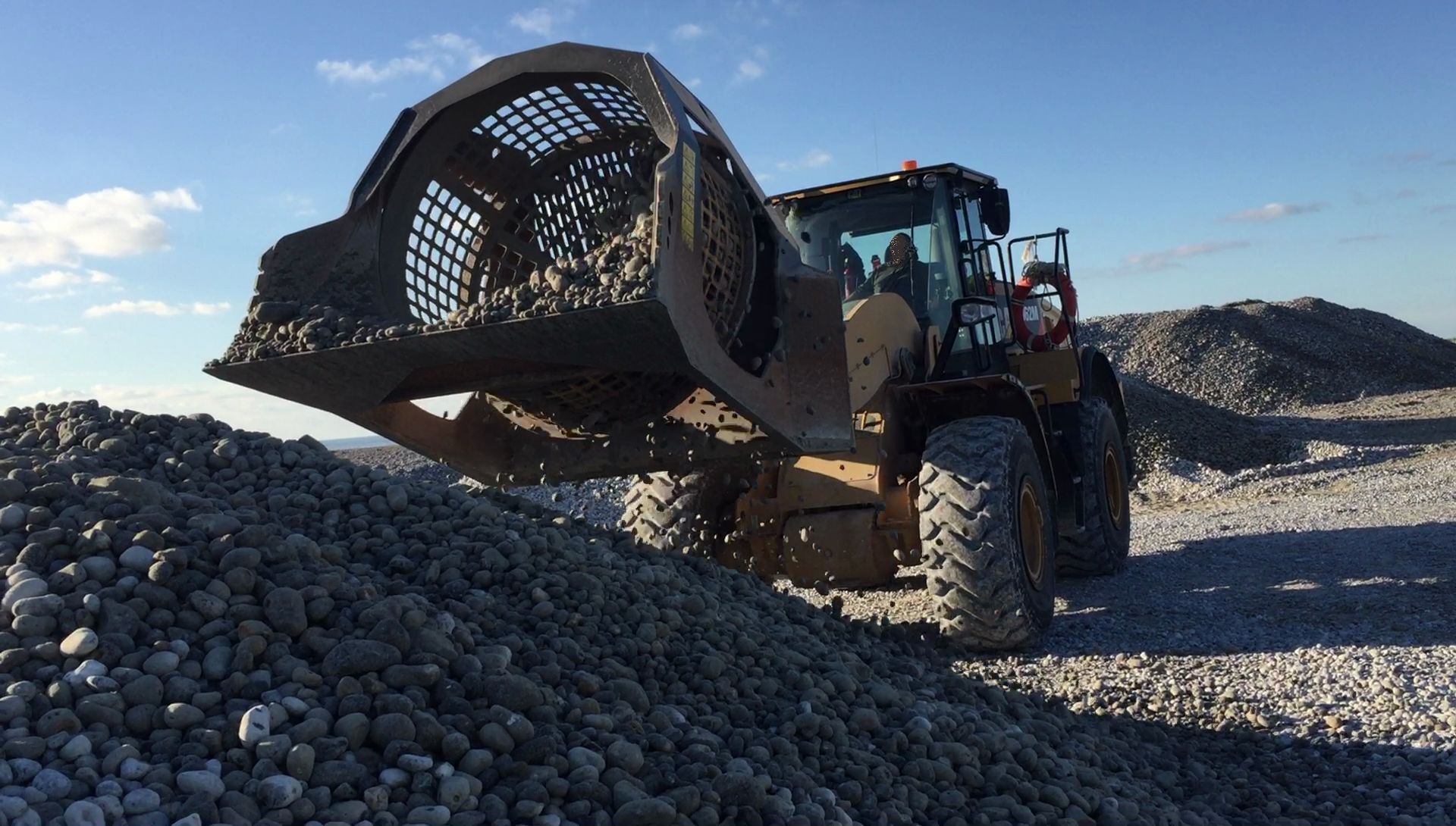 Godet cribleur MB-LS220 S2 - Pour chargeuses et chargeuses-pelleteuses 12 à 25 tonnes_5