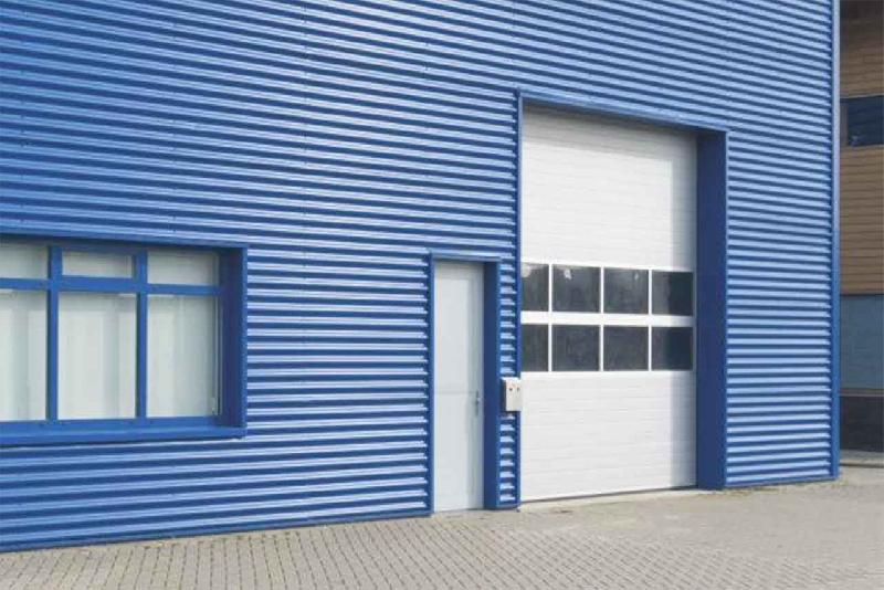 Porte industrielle levante vitrée woodgrain S - 3500 / 4750_4