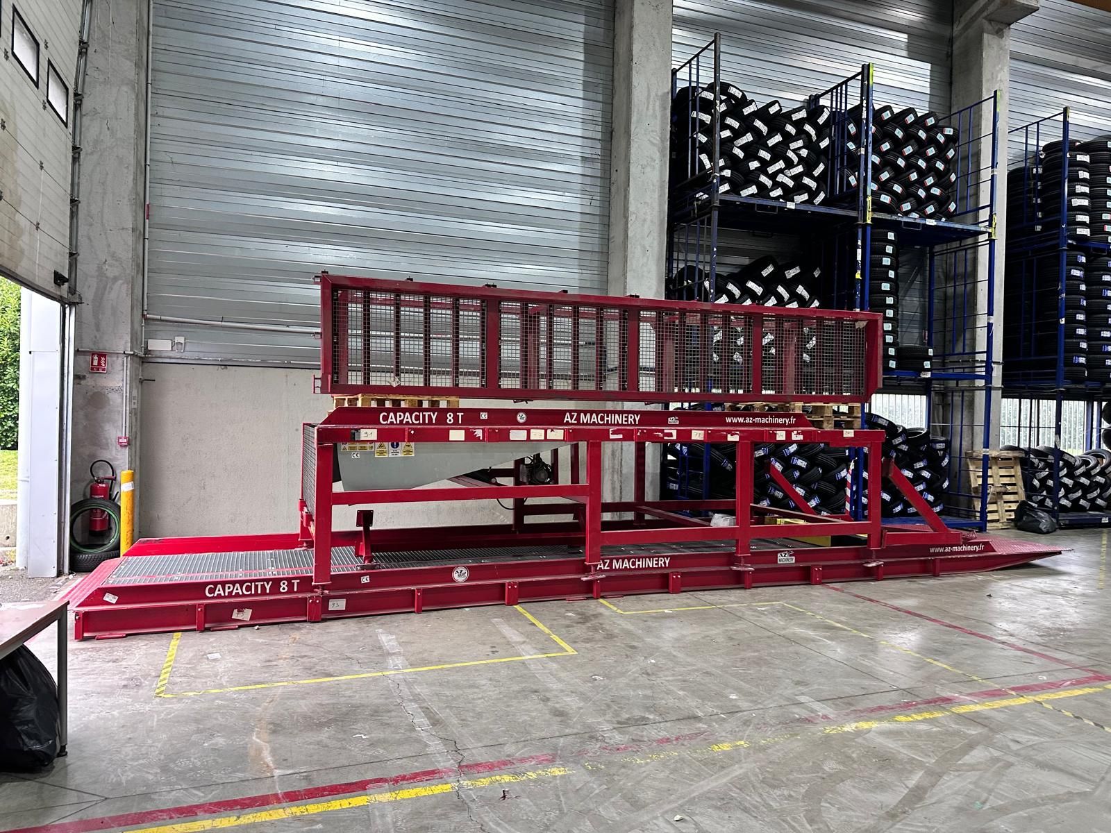 Rampe de chargement fixe avec niveleur électro-hydraulique - 8 tonnes - Occasion - Conforme CE_4
