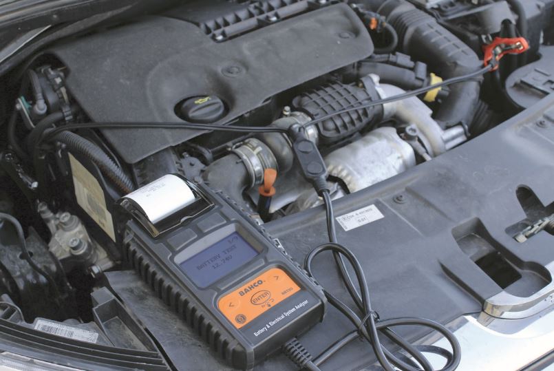 Testeur digital de batteries 6 / 12 V avec imprimante - BBT80 - diagnostics précis et imprimante thermique intégrée_4