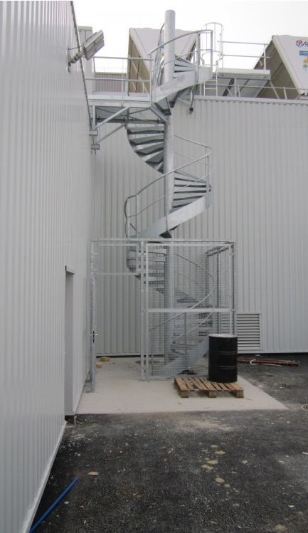 Escalier hélicoïdal yso-industrie - ysofer esca - diamètre 1400 à 3800 mm_4