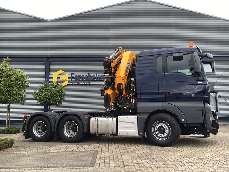 Grue auxiliaire big 395 - effer - pression 355 bar - capacité de levage et encombrement réduit_4