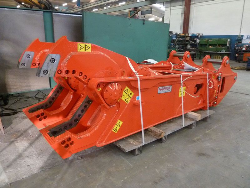 Cisaille pour pelle de grande capacité jusqu’à 300 tonnes