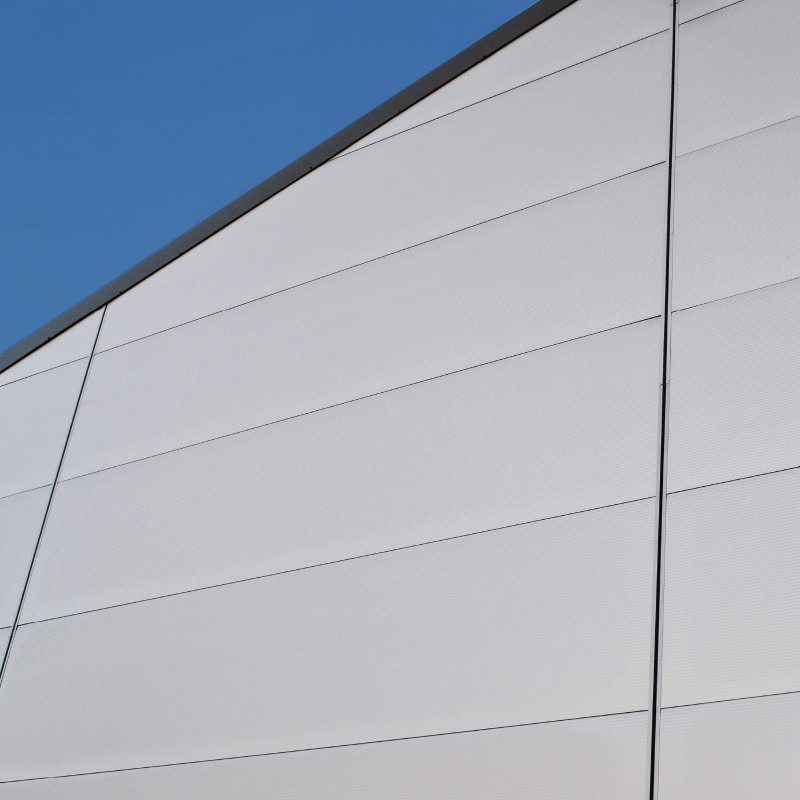 Bardage isolant FACADISO en finition micronervurée