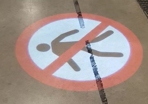 Projection de signalisation pour sols fissurés ou pollués