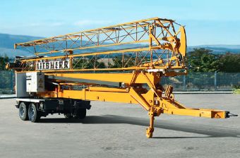 Grue mobile avec lest complet et transportable jusqu'à 80 km/h