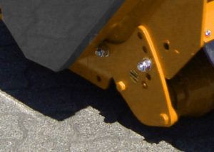 Broyeur agricole FM III avec avaloir à ouverture hydraulique en option