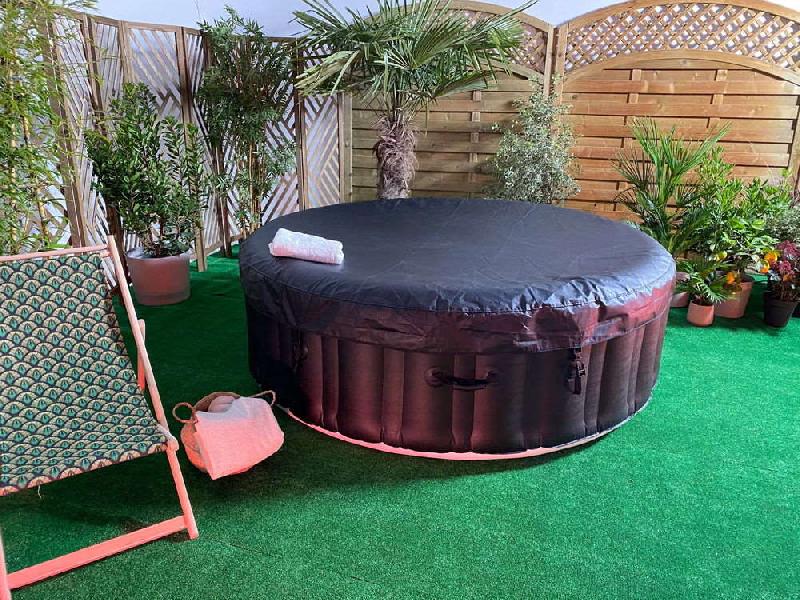 Spa gonflable rond BACHATA - 4 places - Ø 180 x H. 65 cm - 120 jets - Chauffage jusqu'à 41°C_4