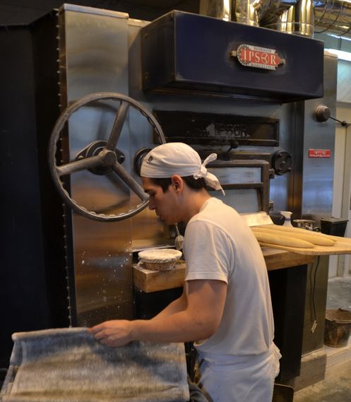 Four à bois à sole tournante Minirotor Classic - Surface de cuisson 2,7m2 - Très robuste et excellente isolation thermique - Adapté boulangerie, pâtisserie, traiteur_4