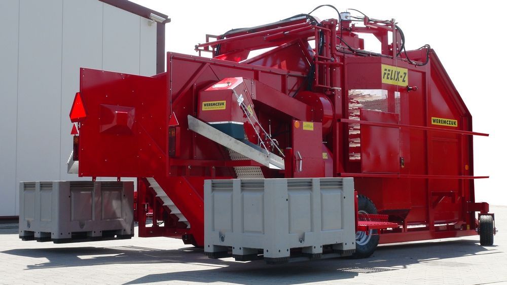 Récolteuse de cerises et prunes FELIX Z - Weremczuk - 80 HP min - Vitesse 0,5 à 1 km/h - Plateforme 1500 kg_0