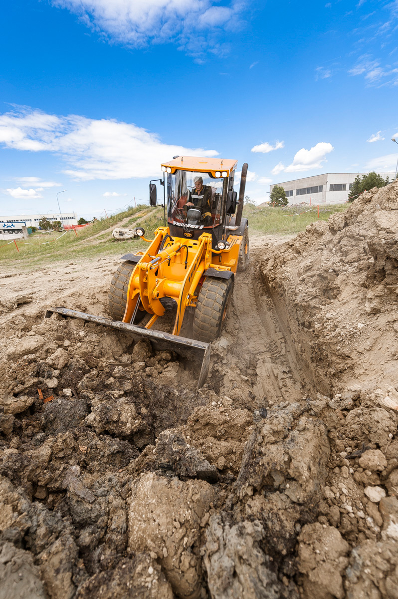 Chargeuse 13,4t Venieri 13.63B - Capacité du godet 2,7 à 3,5 m3 - Moteur Deutz 184 CV_4