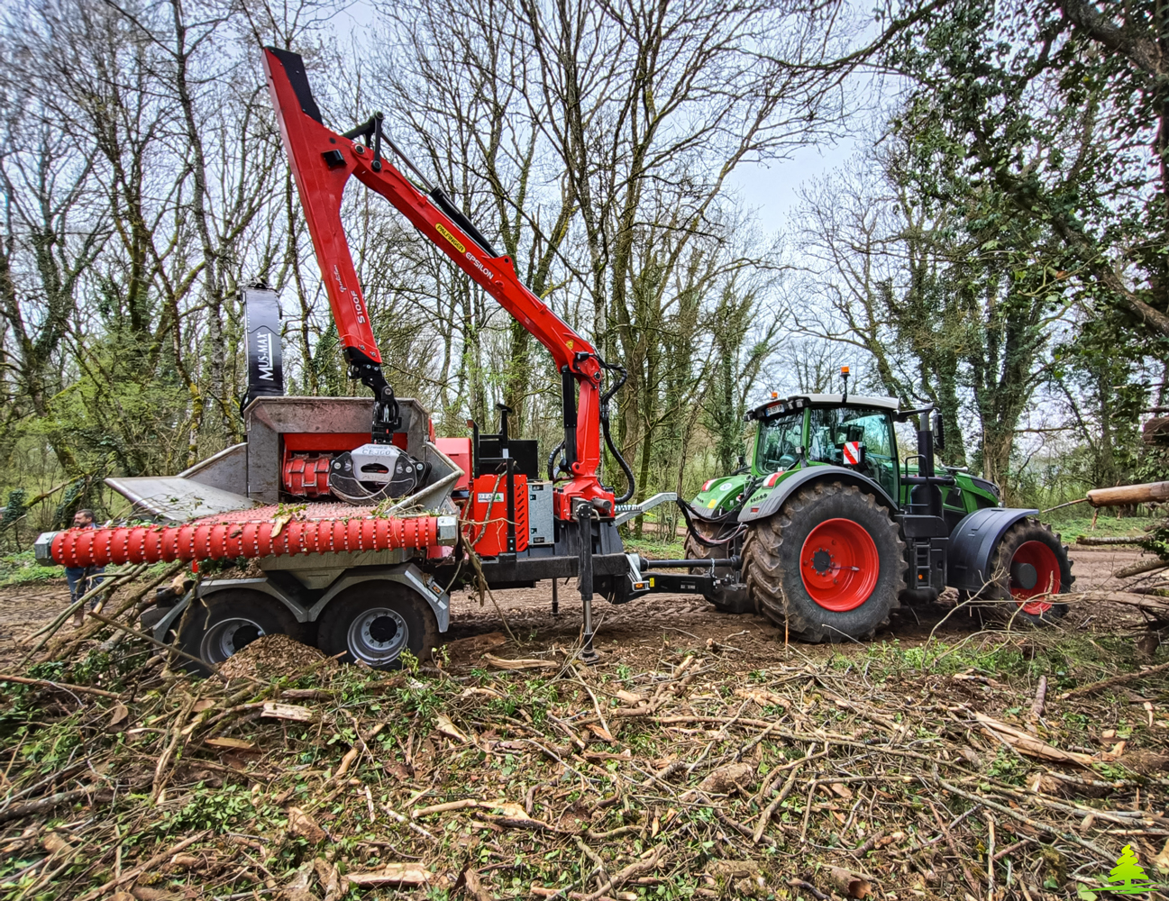 Broyeur de branches pour troncs jusqu’à 75 cm de diamètre